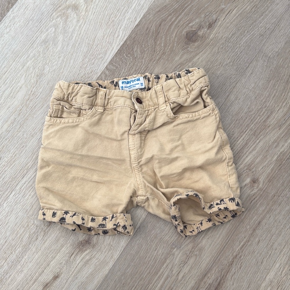Khaki mayoral shorts